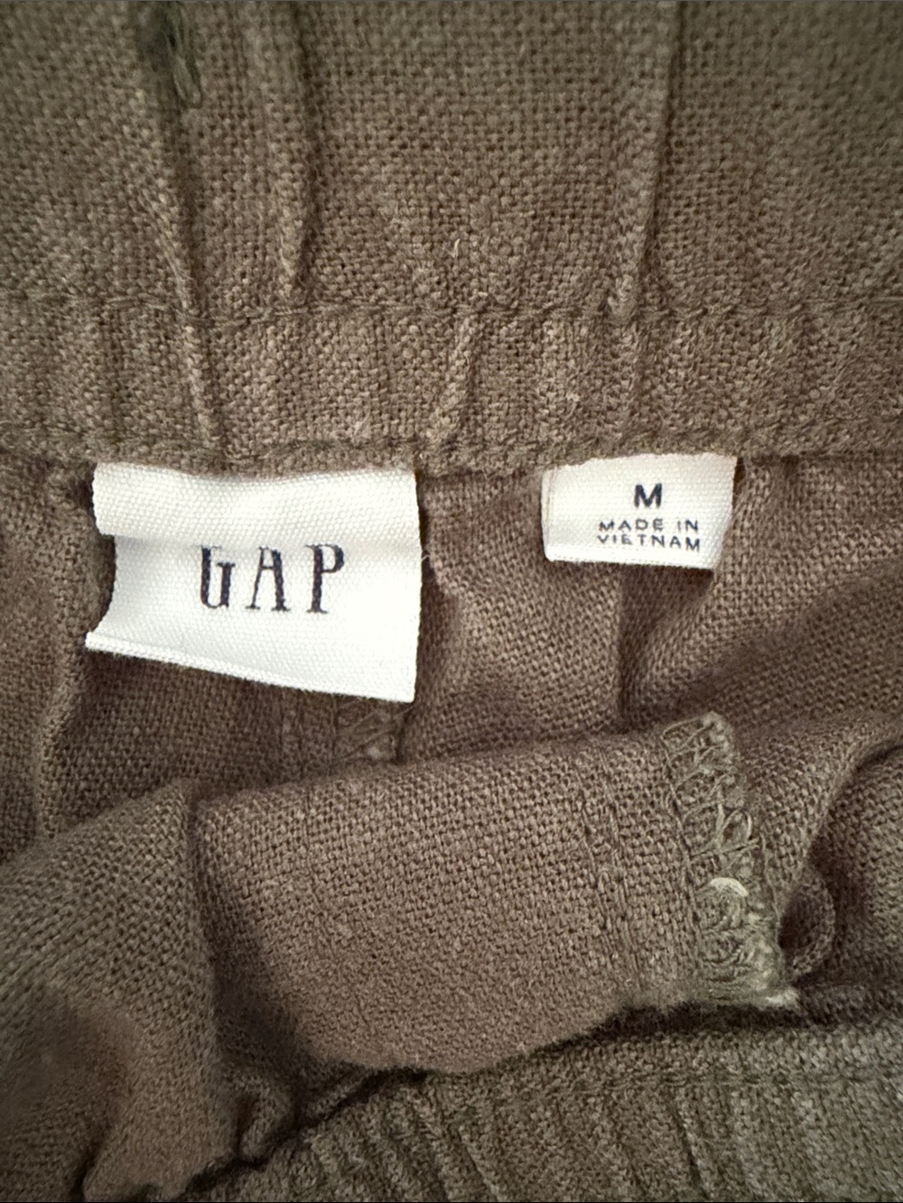 GAP Casual Elastic-Waist Olive Women’s Shorts - Picture 2 of 6